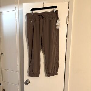 Zella women’s joggers, size Large